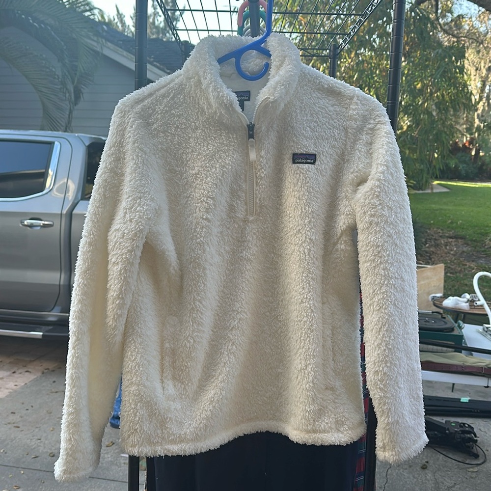 Patagonia Girls Los Gatos 1/4 zip size XXL